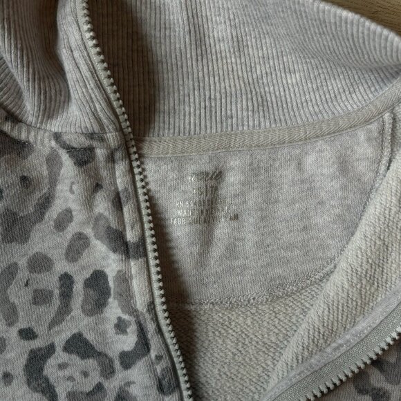 aerie half zip light gray leopard sweatshirt pullover extra small - Picture 3 of 6